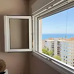 Horizonte Azul Pool & Sea - Cala Del Moral, מאלגה
